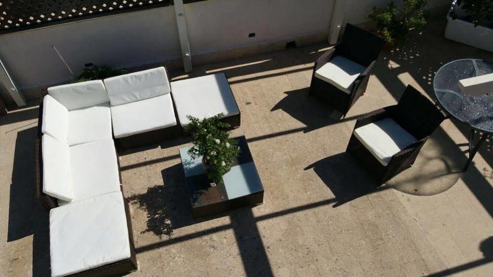 Neathon Rooms Ното Екстер'єр фото