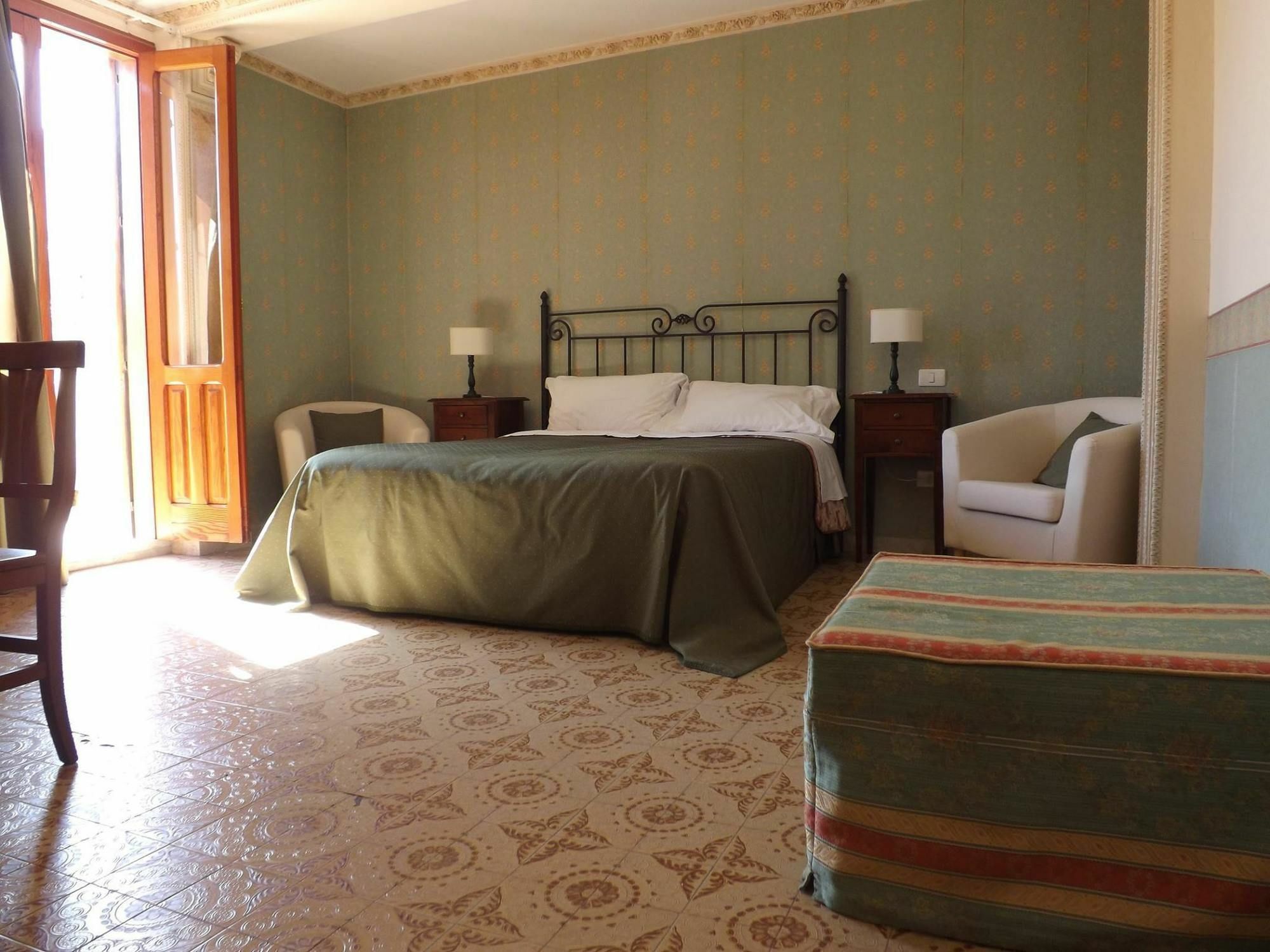 Neathon Rooms Ното Екстер'єр фото